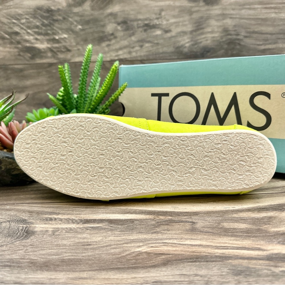 NIB Toms Alpargata Vivid Canvas Slip On Flats Loafers Neon Yellow 8.5 39 - Picture 10 of 12